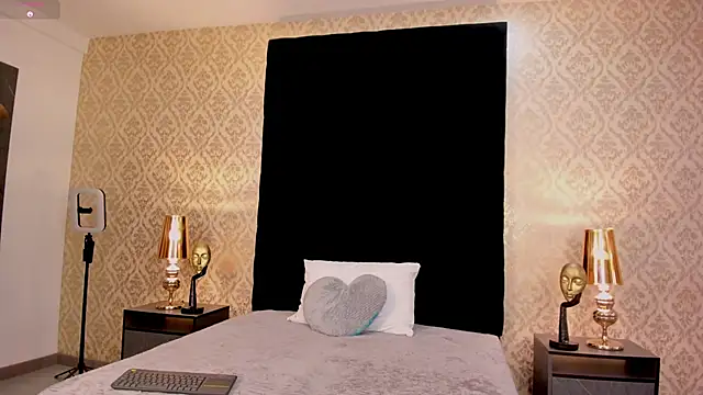 TanyaCastello online show from February 4, 2026, 3:56 am