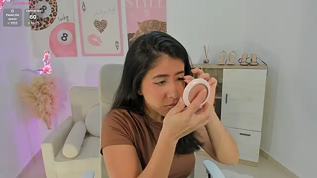 Sussan Monroe online show from March 11, 2026, 5:18 pm