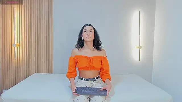 ciara brownn online show from April 6, 2026, 10:49 am