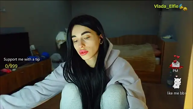 Vlada Elfie online show from April 22, 2026, 5:09 pm