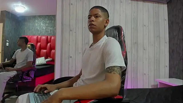  erick j online show from March 25, 2026, 8:08 pm