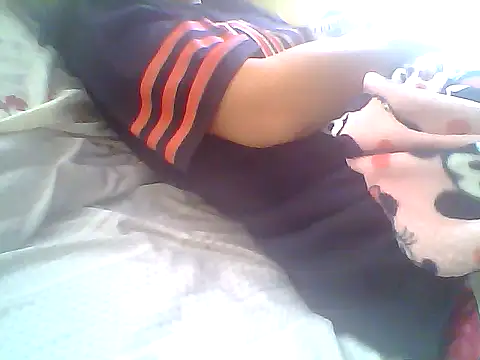 MorenaJapinha online show from January 16, 2026, 4:33 pm