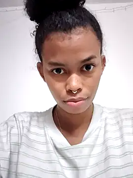 shenna brunette online show from February 28, 2026, 6:40 pm