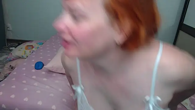 Snapshot of _Sweet_Dream_ chatting on June 4, 2026, 3:44 am Sweet Dream online show from June 4, 2026, 3:44 am