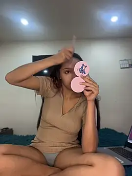 Snapshot of Eve_Ritz chatting on July 23, 2026, 5:38 am Eve Ritz online show from July 23, 2026, 5:38 am