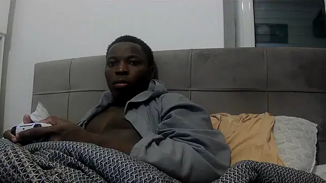 Bigchocco online show from February 19, 2026, 12:18 am