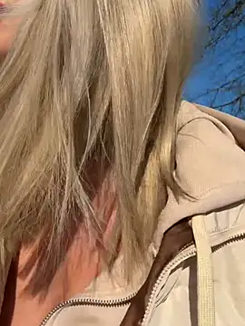 NaughtyNinky online show from March 7, 2026, 1:49 pm