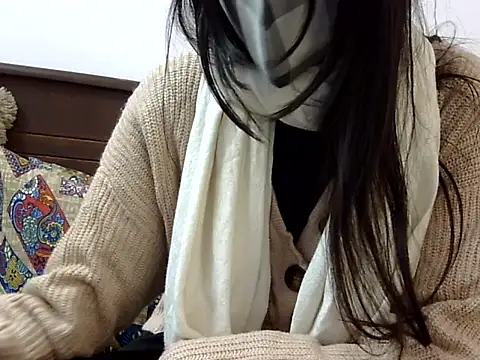 KiaraDoll002 online show from January 13, 2026, 6:17 am