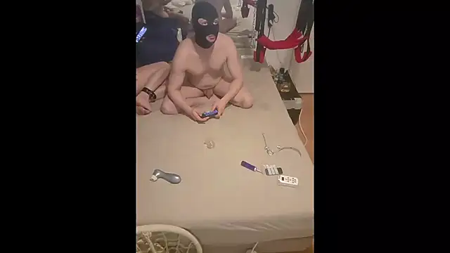 Snapshot of ashleyandtommy1 chatting on April 6, 2026, 3:57 am ashleyandtommy1 online show from April 6, 2026, 3:57 am