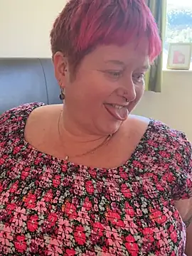 BustyRedxx online show from July 3, 2026, 9:38 am