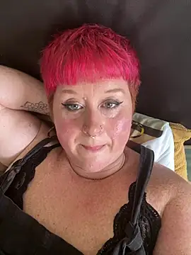 BustyRedxx online show from July 2, 2026, 10:54 am