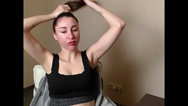 cammila horn online show from February 3, 2026, 6:33 am