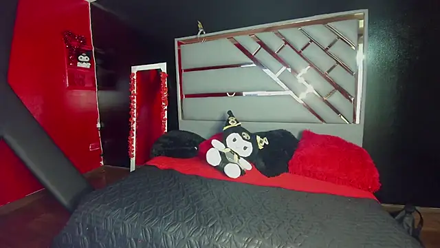 Mia Miller001 online show from February 16, 2026, 9:02 pm