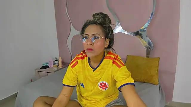 Snapshot of sharithasm chatting on June 22, 2026, 9:12 pm sharithasm online show from June 22, 2026, 9:12 pm
