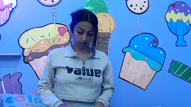 skinnysexzara18 online show from February 20, 2026, 1:35 am