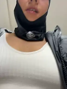 TaylorrHill online show from March 4, 2026, 6:59 pm