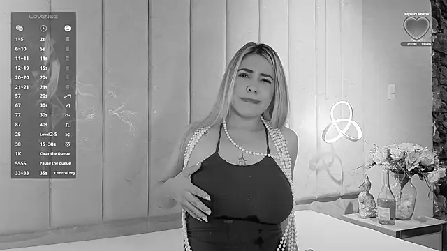 Snapshot of JulieDeep chatting on February 28, 2026, 2:28 pm JulieDeep online show from February 28, 2026, 2:28 pm