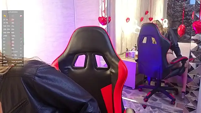 Snapshot of JulieDeep chatting on February 12, 2026, 1:44 pm JulieDeep online show from February 12, 2026, 1:44 pm