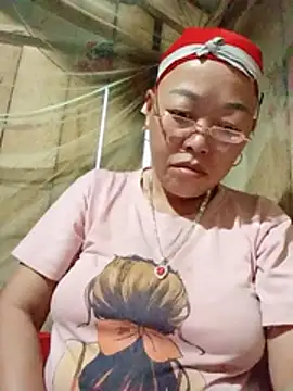 Snapshot of Agnes-baby chatting on July 7, 2026, 10:24 pm Agnes-baby online show from July 7, 2026, 10:24 pm