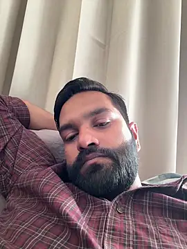 Snapshot of Rahil_94 chatting on April 26, 2026, 11:18 am Rahil 94 online show from April 26, 2026, 11:18 am