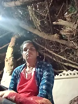 Manvi hote online show from February 4, 2026, 1:33 am