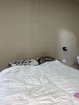 soyanahii online show from April 22, 2026, 4:14 pm