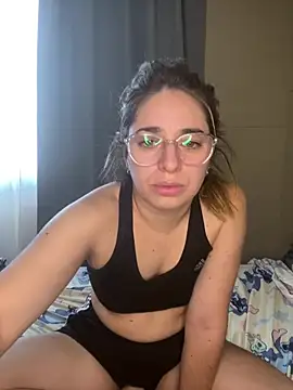 Snapshot of soyanahii chatting on February 13, 2026, 9:15 pm soyanahii online show from February 13, 2026, 9:15 pm