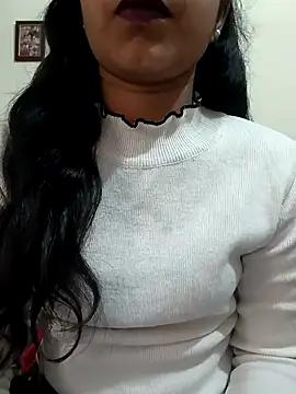 Snapshot of Deewana_ki-deewangi-_- chatting on February 6, 2026, 7:15 am Deewana ki-deewangi- - online show from February 6, 2026, 7:15 am