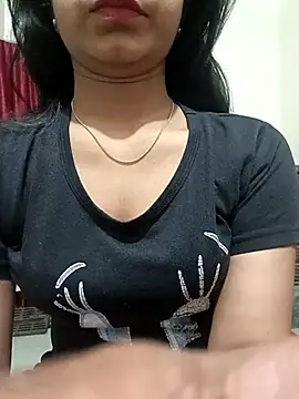 Snapshot of Deewana_ki-deewangi-_- chatting on February 11, 2026, 12:49 pm Deewana ki-deewangi- - online show from February 11, 2026, 12:49 pm