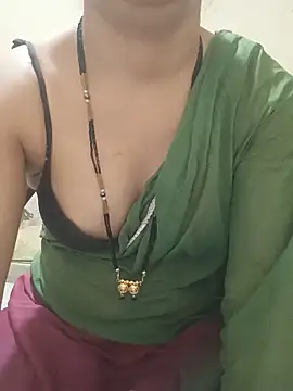 Snapshot of Deewana_ki-deewangi-_- chatting on June 30, 2026, 7:03 pm Deewana ki-deewangi- - online show from June 30, 2026, 7:03 pm