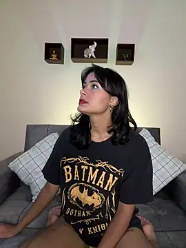 Iam Lyan  online show from March 27, 2026, 7:26 pm