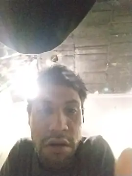 AlejandreBy online show from April 9, 2026, 2:02 am