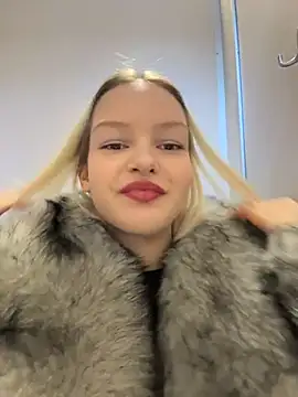 AshleyMur online show from March 21, 2026, 7:20 am