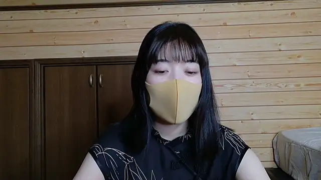Snapshot of minami_room chatting on July 6, 2026, 8:10 am minami room online show from July 6, 2026, 8:10 am