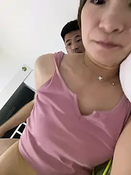 Snapshot of Xiaojuzi- chatting on July 8, 2026, 2:29 pm Xiaojuzi- online show from July 8, 2026, 2:29 pm