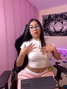 Natsrose online show from February 26, 2026, 3:23 pm