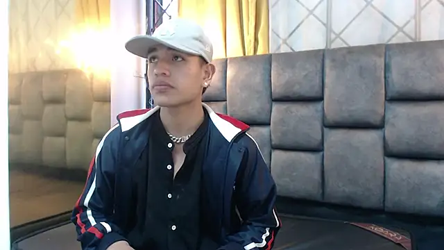 Maik Russo online show from February 7, 2026, 11:29 am