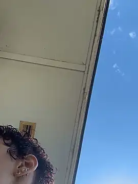 jojosbizarrelyf online show from March 31, 2026, 3:47 pm