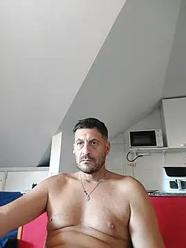 colosone online show from September 12, 2025, 2:39 pm