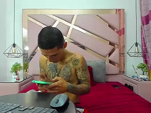 ViolethANDJuanda online show from January 16, 2026, 12:42 pm