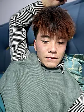 linfei123321 online show from January 17, 2026, 8:51 am