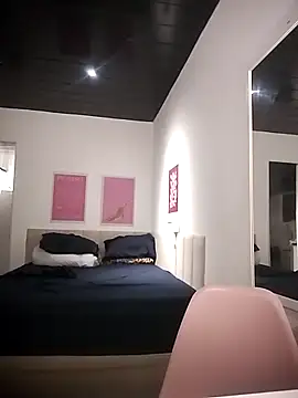 LorysLoira24 online show from January 6, 2026, 8:46 pm