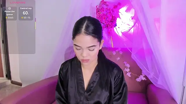 Luna  02 online show from April 1, 2026, 1:41 pm