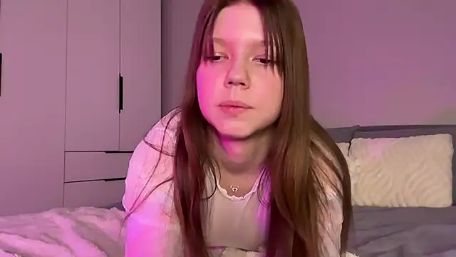 Snapshot of karalinhks chatting on March 4, 2026, 7:32 pm karalinhks online show from March 4, 2026, 7:32 pm