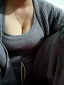 Tulip Giang online show from January 15, 2026, 12:36 am