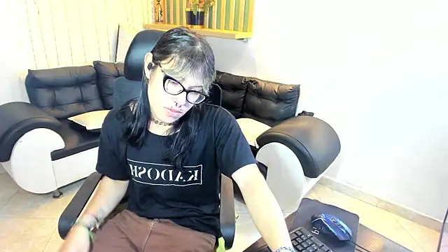 Snapshot of lilith_ayanami chatting on August 5, 2026, 2:00 pm lilith ayanami online show from August 5, 2026, 2:00 pm