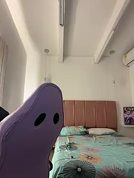 Snapshot of Iamcami_ chatting on February 20, 2026, 6:43 pm Iamcami online show from February 20, 2026, 6:43 pm