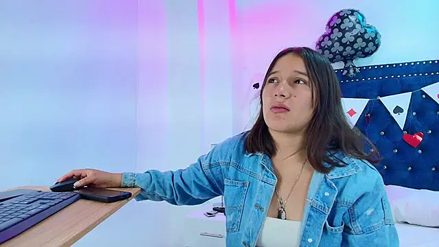 Cristal and luke online show from February 21, 2026, 3:30 am