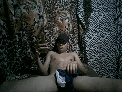 Snapshot of Mickey_9 chatting on February 1, 2026, 5:38 am Mickey 9 online show from February 1, 2026, 5:38 am