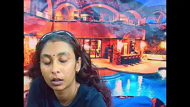 IndianSexyButt online show from March 25, 2026, 5:29 am